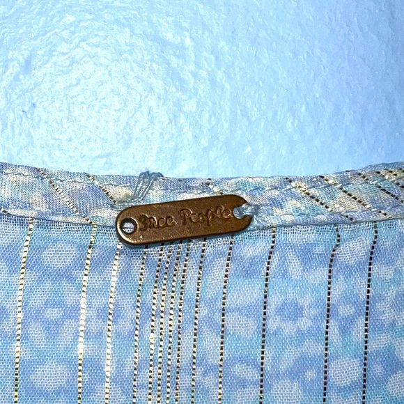 Free People - Picture 3 of 3